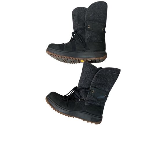 Women's Black Winter Boots - Picture 2 of 4